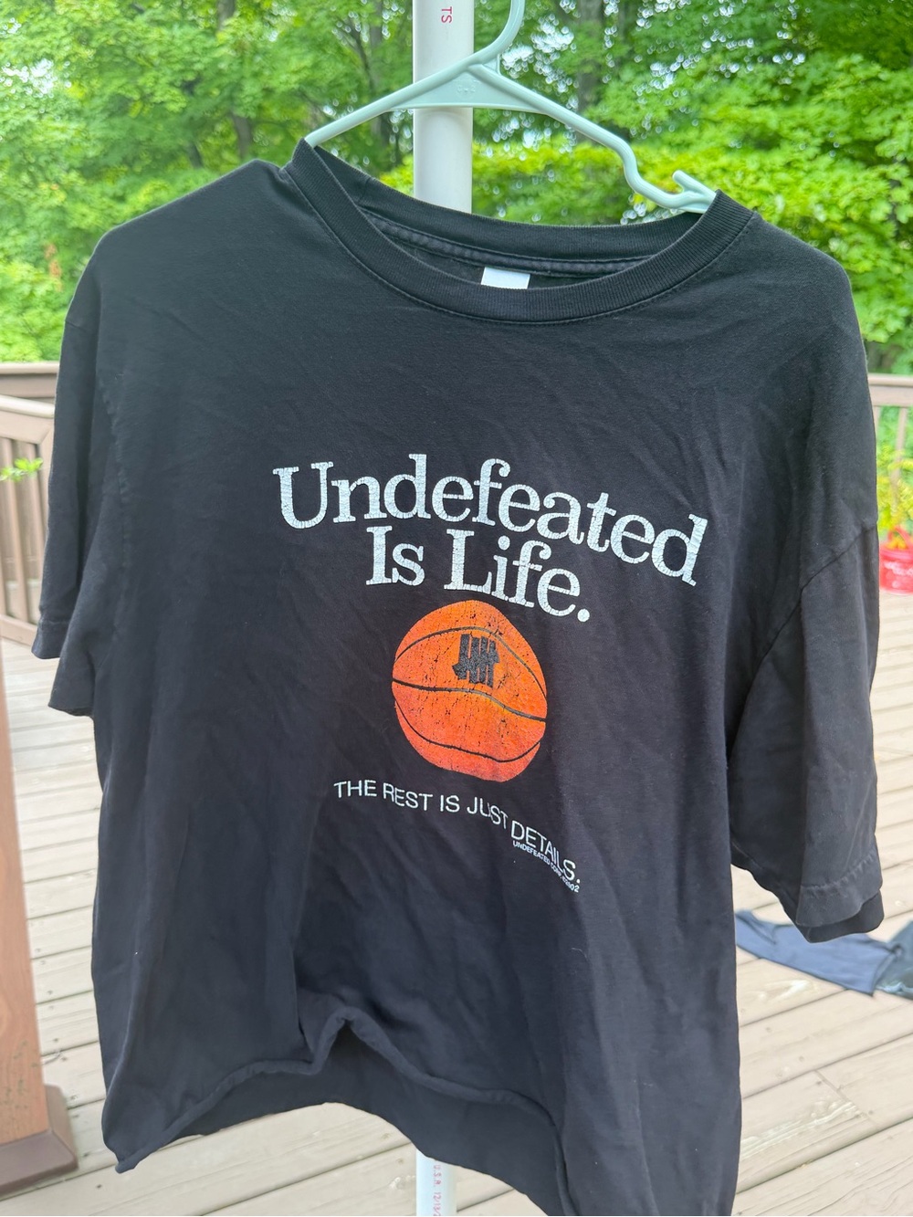Undefeated Is Life ' Black Graphic T‑Shirt